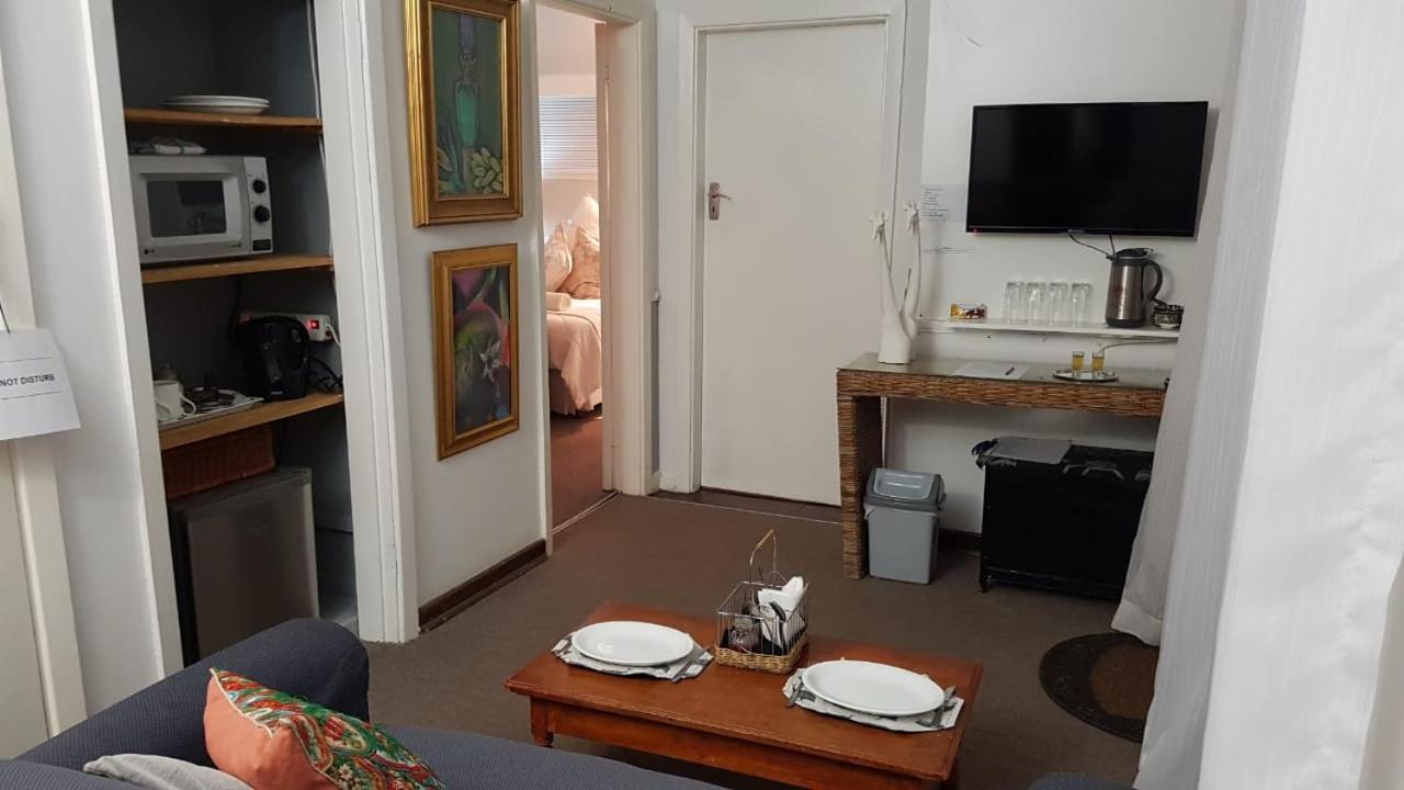 Burnham Road Suite Guest House Bulawayo Exterior foto